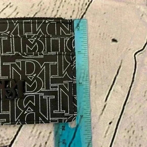 Badgley Mischka Mini Credit Card Holder Black White‎ Zip BM Emblems New - Picture 5 of 6